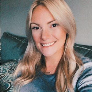 ✨ MEET THE POSHER ✨